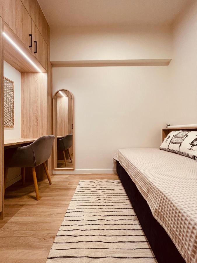 2 Bedroom Apt - Live Like A Local In Kolonaki Atina Dış mekan fotoğraf